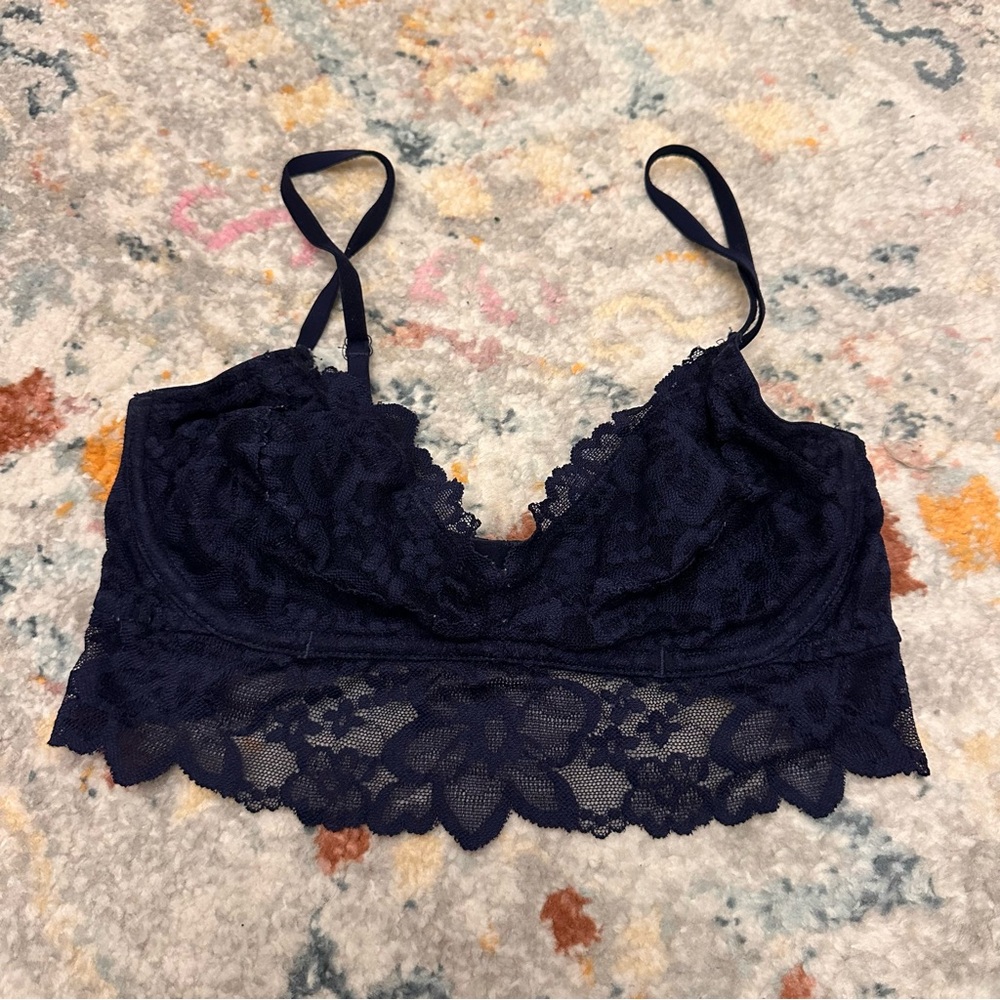 PINK Victoria's Secret Navy Lace Bralette